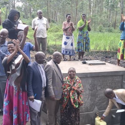 Springs protected in Uganda in memory of Rev. Jonathan Watson and Jenny&nbsp;Vaughan